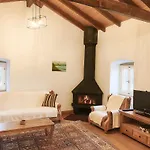 בית נופש 'perithyron', Konstantina's House, Old Perithia - An Authentic Stone Retreat In Corfu's Historic Village Ypsilas