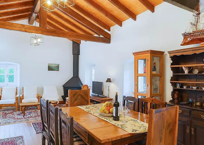 'perithyron', Konstantina's House, Old Perithia - An Authentic Stone Retreat In Corfu's Historic Village * Ypsilas