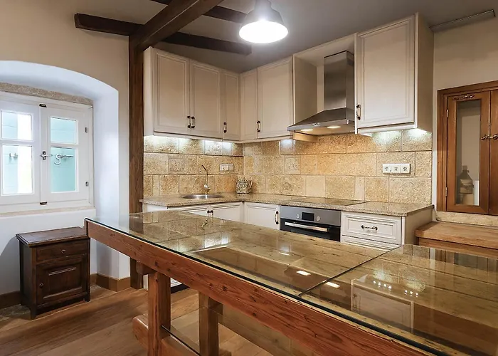 'perithyron', Konstantina's House, Old Perithia - An Authentic Stone Retreat In Corfu's Historic Village * Ypsilas