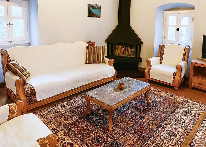 'perithyron', Konstantina's House, Old Perithia - An Authentic Stone Retreat In Corfu's Historic Village * Ypsilas