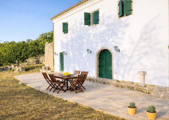 'perithyron', Konstantina's House, Old Perithia - An Authentic Stone Retreat In Corfu's Historic Village Ypsilas